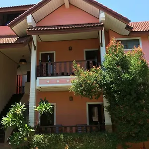 Lanta Nature House Vandrarhem